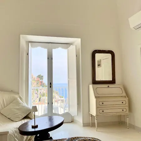Matilde Villa *